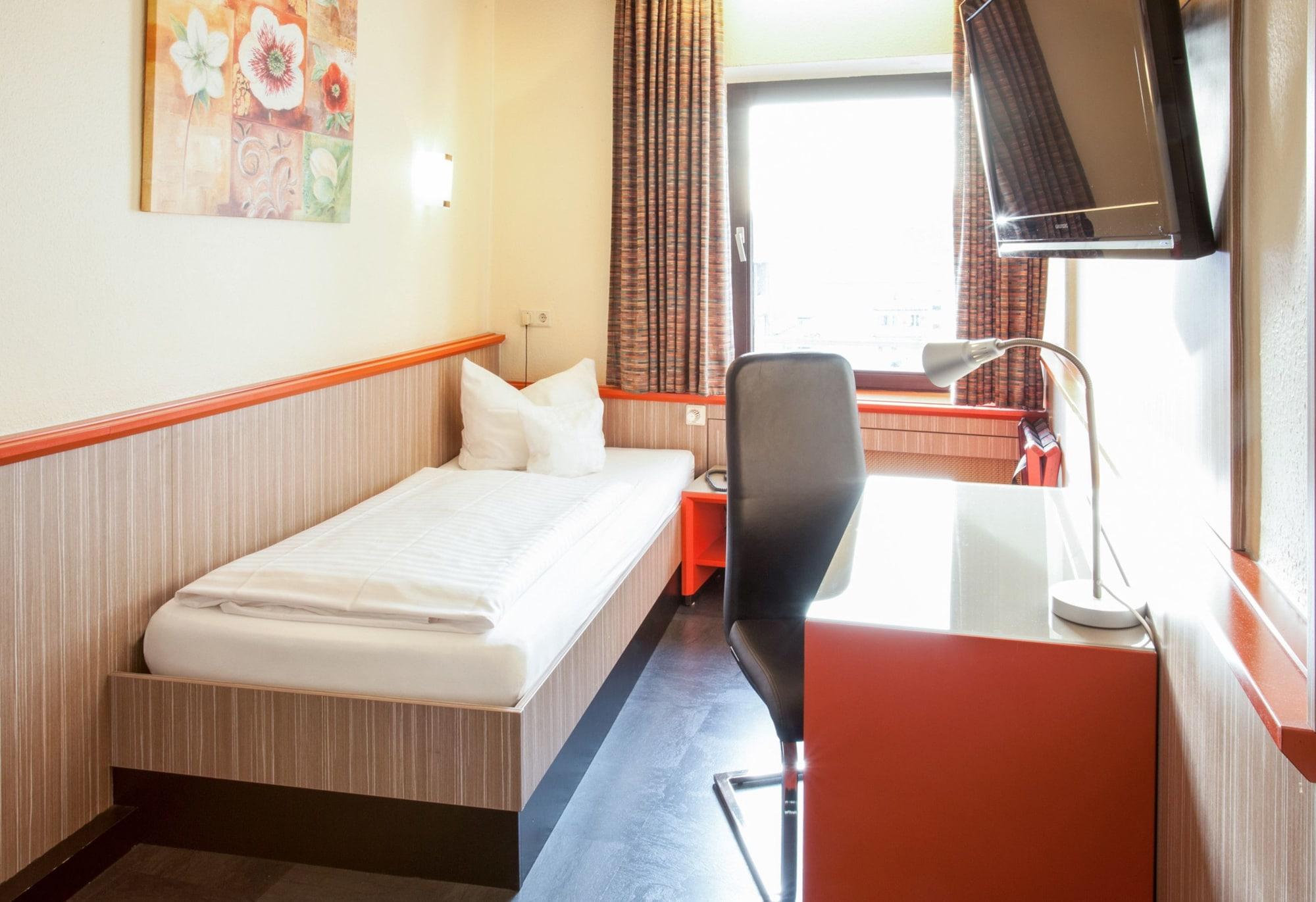 Trip Inn Hotel Ariane Köln Eksteriør billede