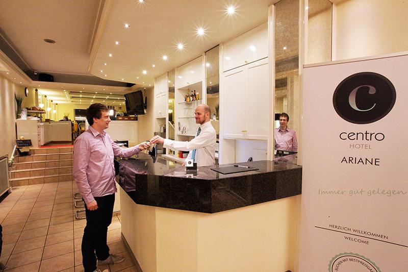 Trip Inn Hotel Ariane Köln Eksteriør billede