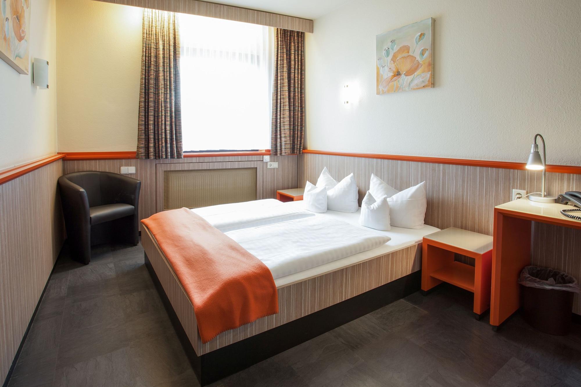 Trip Inn Hotel Ariane Köln Eksteriør billede
