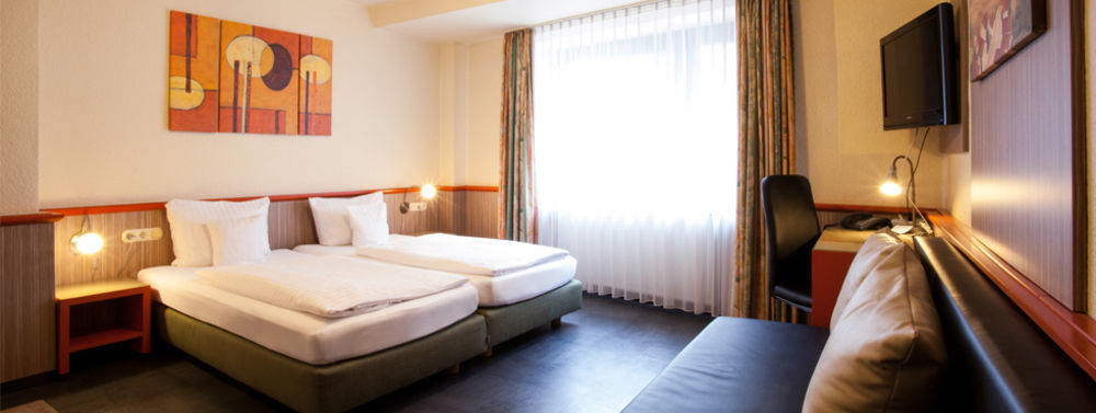 Trip Inn Hotel Ariane Köln Eksteriør billede