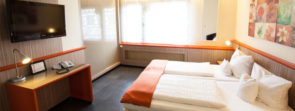 Trip Inn Hotel Ariane Köln Eksteriør billede